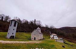 Поглед на манастирски конак на Ђурђевића Тари