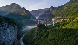 Мост на Тари као нераскидива веза Пљеваља и Жабљака