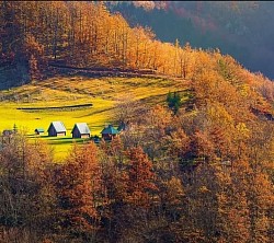 Панорама села Ђурђевића Тара са околних брда